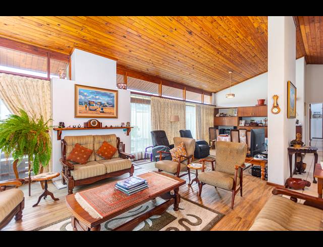 3 BEDROOM HOUSE RENTED IN PANORAMA